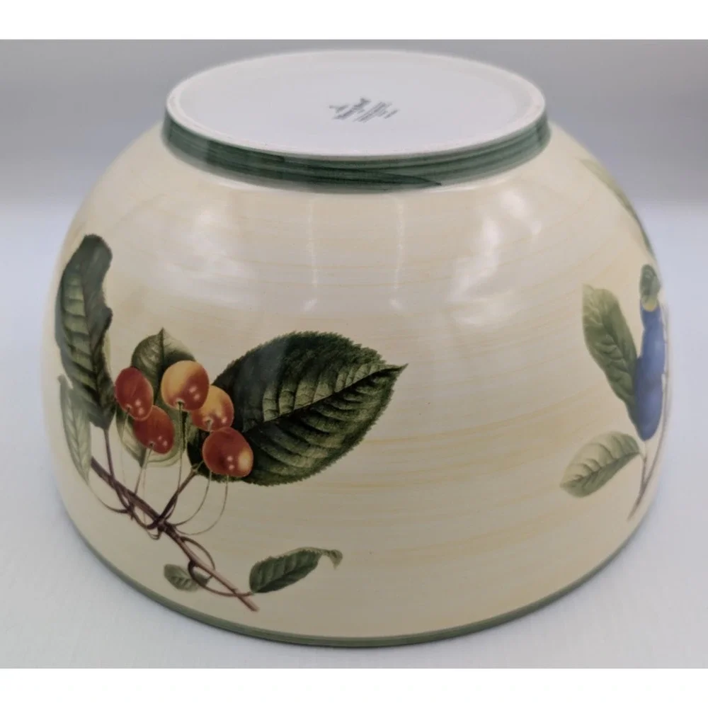 Villeroy & Boch French Country Large Round Vegetable Pasta Serving Bowl 11.25